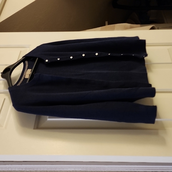 Two Women Knit Cardigans - Picture 16 of 16